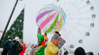 Масленица в парке аттракционов &laquo;Волшебная гора&raquo;